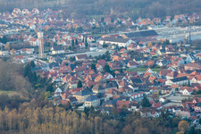 Seltz dans le département Bas Rhin, France vu d'un drone