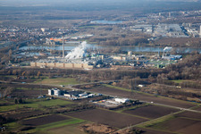 Vue aérienne de Maxau, Stora Enso vu de l'est à le quartier Knielingen in Karlsruhe dans le département Bade-Wurtemberg, Allemagne