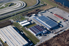 Vue aérienne de Sites de l'usine Europack GmbH dans la zone industrielle de Wörth-Oberwald à Wörth am Rhein dans le département Rhénanie-Palatinat, Allemagne
