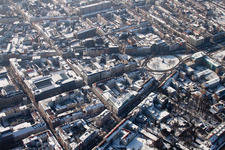 Vue aérienne de Porte de Mühlburger à le quartier Innenstadt-West in Karlsruhe dans le département Bade-Wurtemberg, Allemagne