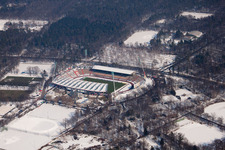 Vue aérienne de Stade Wildpark KSC à le quartier Innenstadt-Ost in Karlsruhe dans le département Bade-Wurtemberg, Allemagne