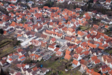 Vue aérienne de Friedrichstraße à le quartier Bad Mingolsheim in Bad Schönborn dans le département Bade-Wurtemberg, Allemagne