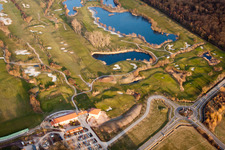 Vue aérienne de Terrain de golf Landgut Dreihof à le quartier Dreihof in Essingen dans le département Rhénanie-Palatinat, Allemagne