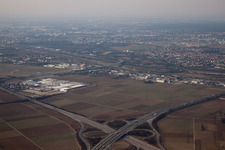 Vue aérienne de Marché de mai Mannheim à le quartier Neuostheim in Mannheim dans le département Bade-Wurtemberg, Allemagne