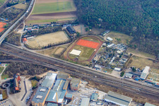 Vue aérienne de Terrains de sport de TV 1892 Friedrichsfeld, Club d'équitation et d'attelage Mannheim- Friedrichsfeld eV et FC Germania à le quartier Friedrichsfeld in Mannheim dans le département Bade-Wurtemberg, Allemagne