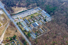 Vue aérienne de Caserne américaine Centre de formation européen sur Friedrichsfelder Landstraße à Schwetzingen dans le département Bade-Wurtemberg, Allemagne