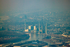 Vue aérienne de Grande centrale électrique avec nouvelle construction de l'unité 6 à le quartier Neckarau in Mannheim dans le département Bade-Wurtemberg, Allemagne