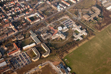 Vue aérienne de Centre de formation de la Bundeswehr à le quartier Neuostheim in Mannheim dans le département Bade-Wurtemberg, Allemagne