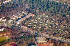Vue aérienne de Pfingstberg, défrichement forestier à le quartier Rheinau in Mannheim dans le département Bade-Wurtemberg, Allemagne