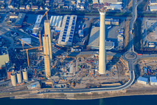 Chantier de construction de la nouvelle centrale électrique et des tours d'échappement de la centrale de cogénération GKM Bloc 6 à le quartier Neckarau in Mannheim dans le département Bade-Wurtemberg, Allemagne depuis l'avion