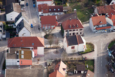 Vue aérienne de Chapelle Sainte-Ursule vue du sud-ouest à le quartier Neuburgweier in Rheinstetten dans le département Bade-Wurtemberg, Allemagne