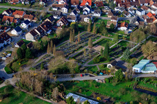 Vue aérienne de Cimetière à Au am Rhein dans le département Bade-Wurtemberg, Allemagne