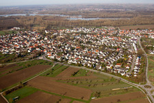 Quartier Illingen in Elchesheim-Illingen dans le département Bade-Wurtemberg, Allemagne depuis l'avion