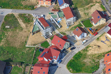 Enregistrement par drone de Nouveaux bâtiments sur Höhenweg à Kandel dans le département Rhénanie-Palatinat, Allemagne