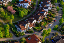 Trollingerstr à le quartier Stupferich in Karlsruhe dans le département Bade-Wurtemberg, Allemagne d'en haut