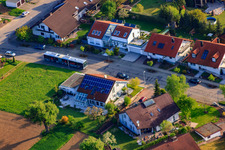 Enregistrement par drone de Rue Riesling à le quartier Stupferich in Karlsruhe dans le département Bade-Wurtemberg, Allemagne