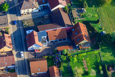 Thomashofstr à le quartier Stupferich in Karlsruhe dans le département Bade-Wurtemberg, Allemagne d'en haut