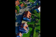 Rue Gerbera à le quartier Stupferich in Karlsruhe dans le département Bade-Wurtemberg, Allemagne depuis l'avion