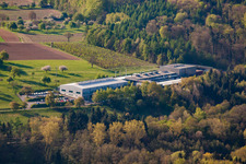 Vue aérienne de Rosswag Engineering à le quartier Kleinsteinbach in Pfinztal dans le département Bade-Wurtemberg, Allemagne