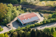 Vue aérienne de Hammerwerkstr à le quartier Kleinsteinbach in Pfinztal dans le département Bade-Wurtemberg, Allemagne