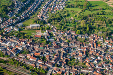 Vue aérienne de Rittnertstr à le quartier Söllingen in Pfinztal dans le département Bade-Wurtemberg, Allemagne