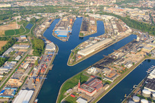 EnBW construit une nouvelle centrale à charbon sur le Rhin à le quartier Rheinhafen in Karlsruhe dans le département Bade-Wurtemberg, Allemagne hors des airs