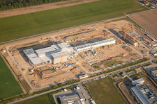 Vue aérienne de Nouvelle construction de l'EDEDKA Südwestfleisch à l'aérodrome de planeurs à le quartier Silberstreifen in Rheinstetten dans le département Bade-Wurtemberg, Allemagne