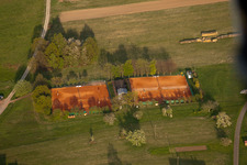 Vue aérienne de Club de tennis à le quartier Völkersbach in Malsch dans le département Bade-Wurtemberg, Allemagne
