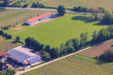 Photographie aérienne de Terrain de sport à Impflingen dans le département Rhénanie-Palatinat, Allemagne
