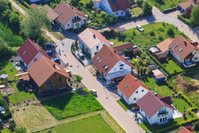 Photographie aérienne de Dans le champ de pois à le quartier Mörzheim in Landau in der Pfalz dans le département Rhénanie-Palatinat, Allemagne