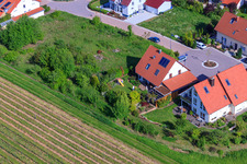 Dans la phrase à le quartier Mörzheim in Landau in der Pfalz dans le département Rhénanie-Palatinat, Allemagne d'un drone