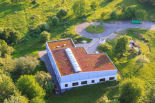 Vue aérienne de Ivan et Oto Milovac Maschinenbau GmbH à le quartier Stupferich in Karlsruhe dans le département Bade-Wurtemberg, Allemagne
