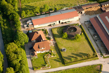 Vue aérienne de Centre équestre Engelberth sur Bögnerweg à Wiesloch dans le département Bade-Wurtemberg, Allemagne
