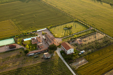 Vue aérienne de Petraia dans le département Ombrie, Italie