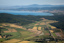 Vue aérienne de Pian d'Alma dans le département Toscane, Italie
