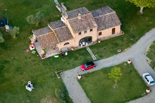 Vue aérienne de Maison de vacances à Gabbiano à Cortona dans le département Arezzo, Italie