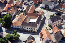 Vue aérienne de Carpe à Neupotz dans le département Rhénanie-Palatinat, Allemagne