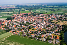 Vue aérienne de Du sud à Leimersheim dans le département Rhénanie-Palatinat, Allemagne
