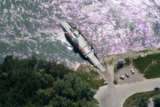 Vue aérienne de Ferry sur le Rhin à Leopoldshafen à Leimersheim dans le département Rhénanie-Palatinat, Allemagne