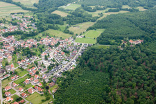 Vue d'oiseau de Scheibenhardt à Scheibenhard dans le département Bas Rhin, France