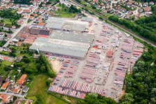 Vue aérienne de Site de l'usine de briques Wienerberger à Seltz dans le département Bas Rhin, France