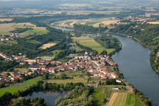 Vue aérienne de Rettel dans le département Moselle, France
