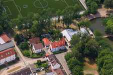 Elsässerstr à Kandel dans le département Rhénanie-Palatinat, Allemagne du point de vue du drone