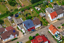 Vue oblique de Haardtstr à Kandel dans le département Rhénanie-Palatinat, Allemagne