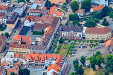 Vue aérienne de Place Luitpold à Germersheim dans le département Rhénanie-Palatinat, Allemagne