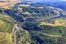 Vue aérienne de Schloßböckelheim dans le département Rhénanie-Palatinat, Allemagne