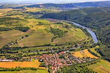 Vue aérienne de Zones riveraines de la Nahe à le quartier Oberhausen in Oberhausen an der Nahe dans le département Rhénanie-Palatinat, Allemagne