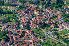 Vue aérienne de Zone des berges de la rivière Alsenz à Alsenz dans le département Rhénanie-Palatinat, Allemagne