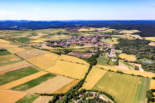 Vue aérienne de Village du nord-est à Hettenleidelheim dans le département Rhénanie-Palatinat, Allemagne