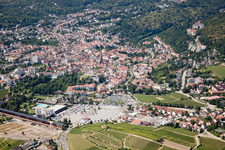 Vue aérienne de Place du marché des saucisses à Bad Dürkheim dans le département Rhénanie-Palatinat, Allemagne